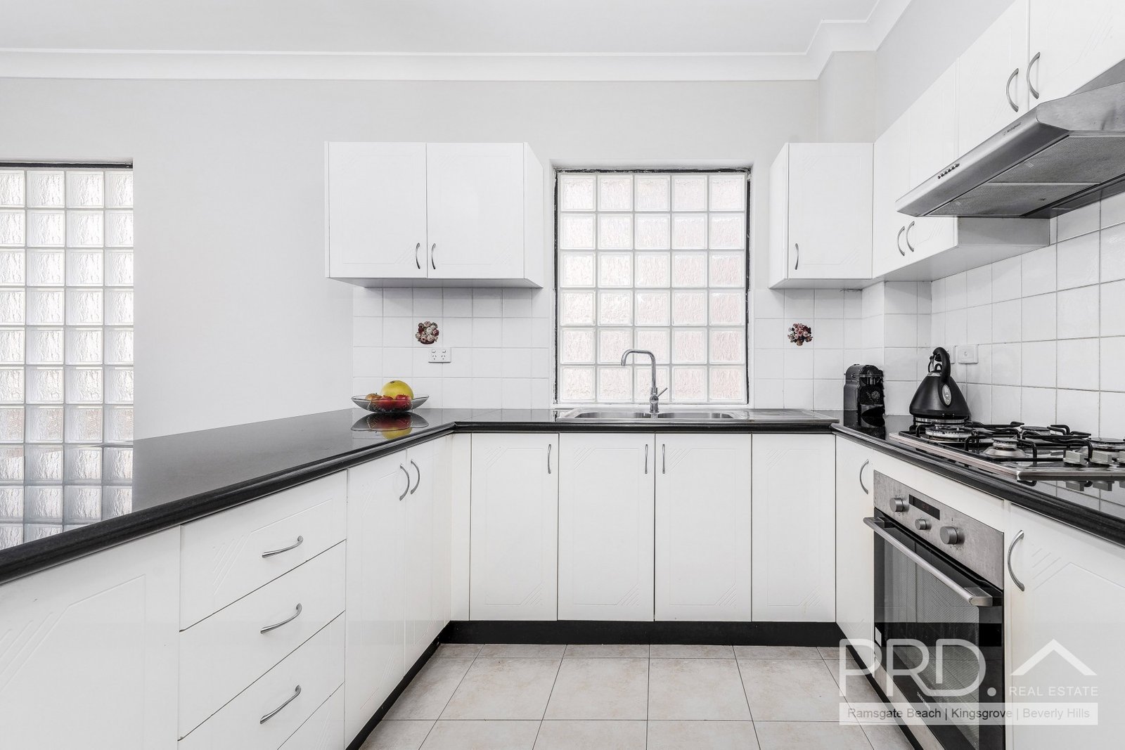 2/40 Melvin Street BEVERLY HILLS 6