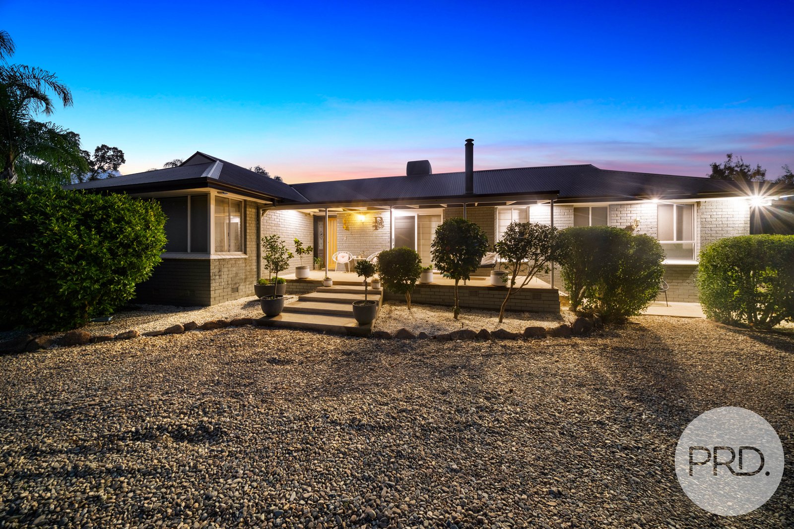 240 Mitchell Road LAKE ALBERT 2