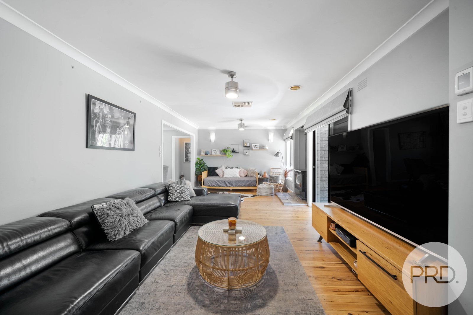 240 Mitchell Road LAKE ALBERT 4