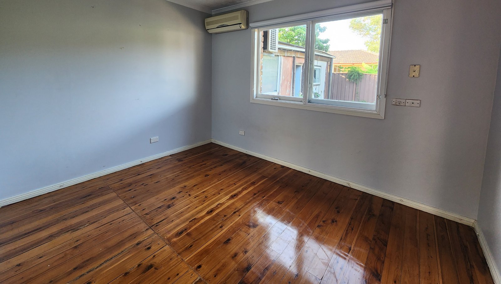 240 Newbridge Road MOOREBANK 10