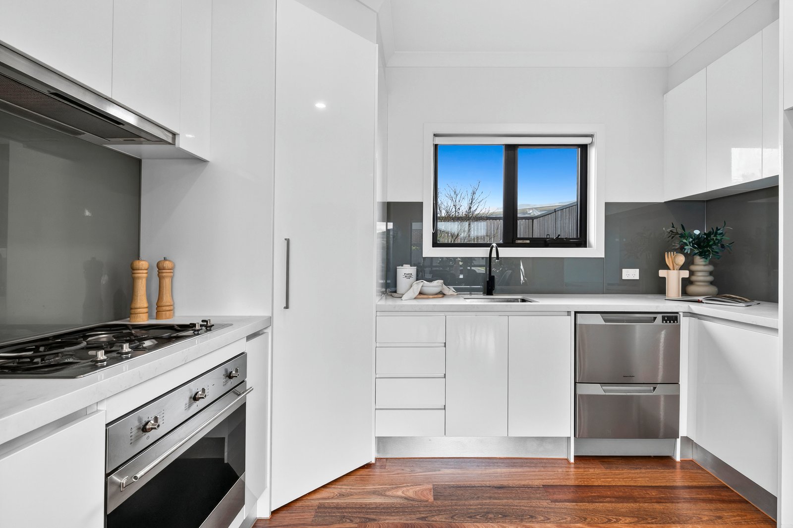 Gallery: 2/40 Nonna Street