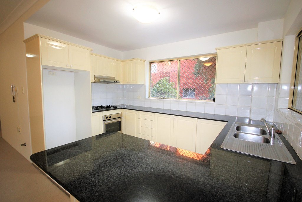 2/40 Queen Victoria Street BEXLEY 2