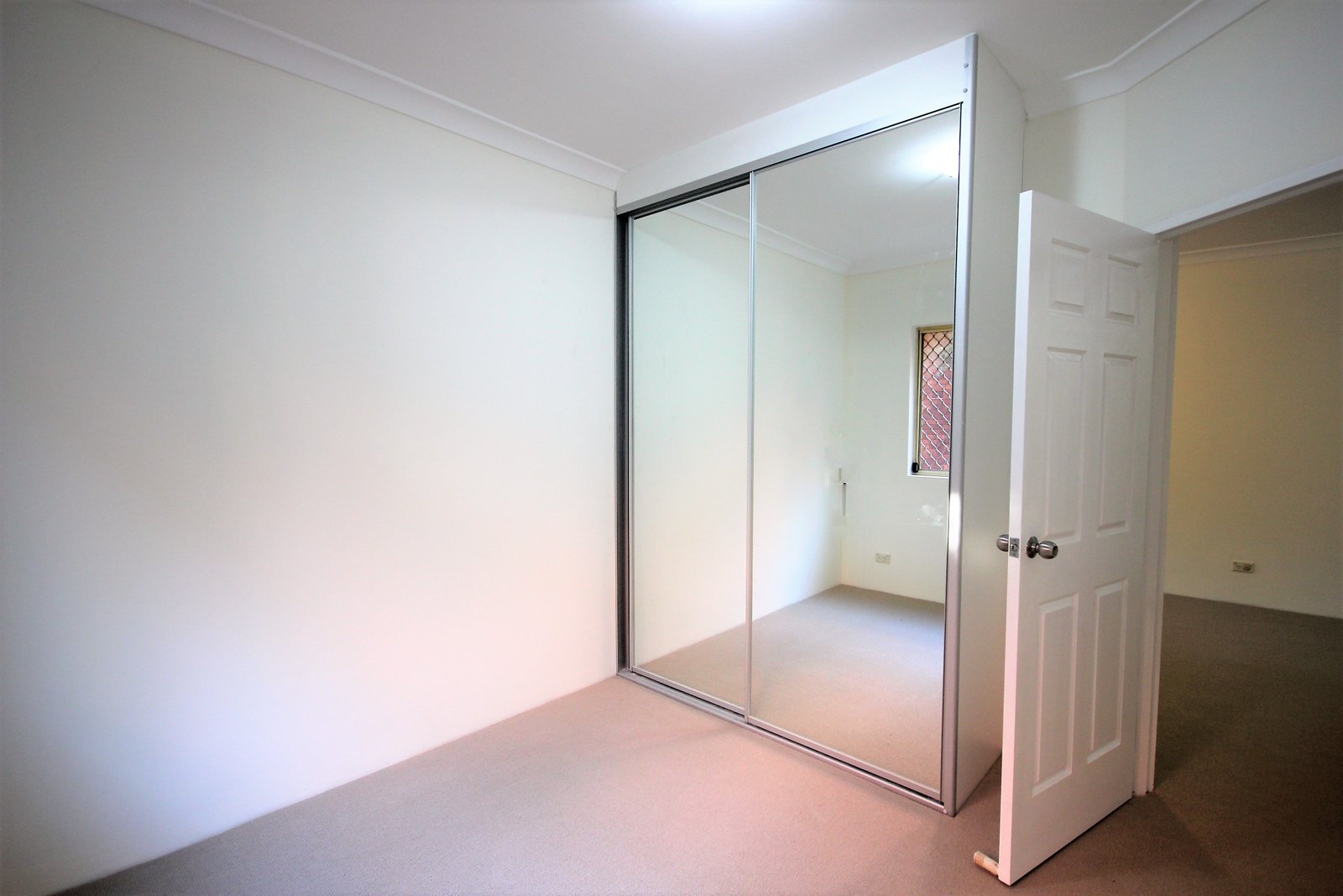 2/40 Queen Victoria Street BEXLEY 6