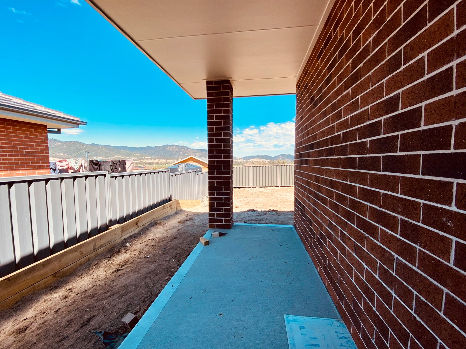 2/40 Reginald Drive TAMWORTH 9