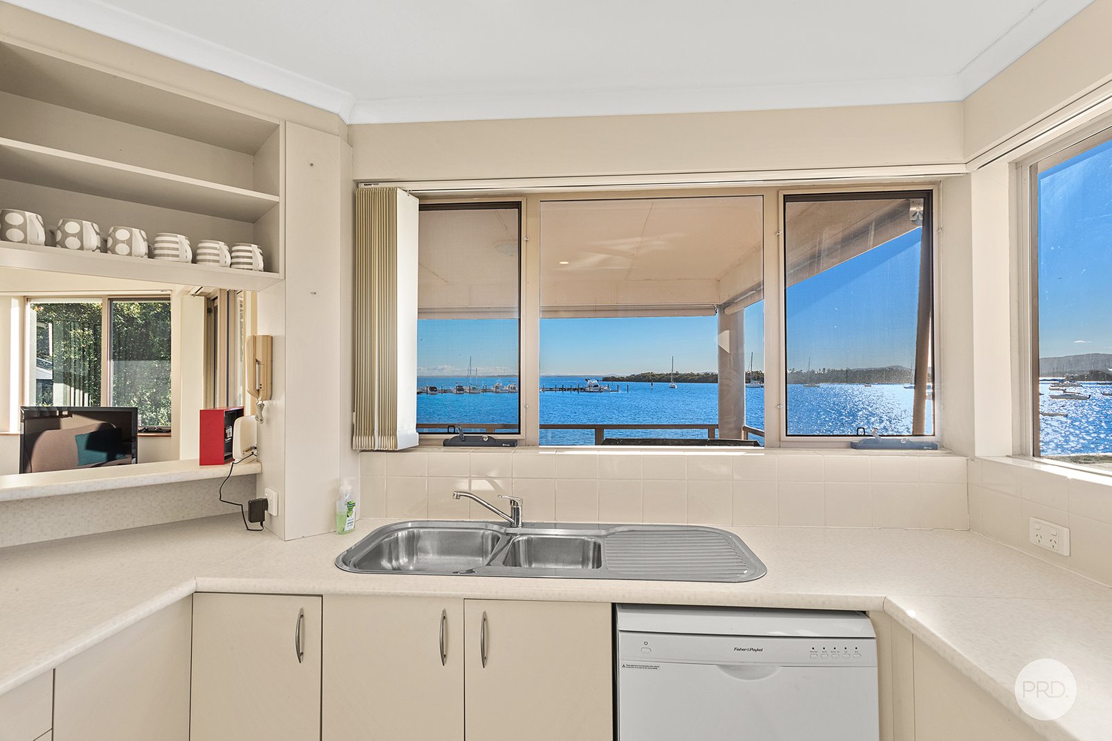 2/40 Sunset Boulevard SOLDIERS POINT 10