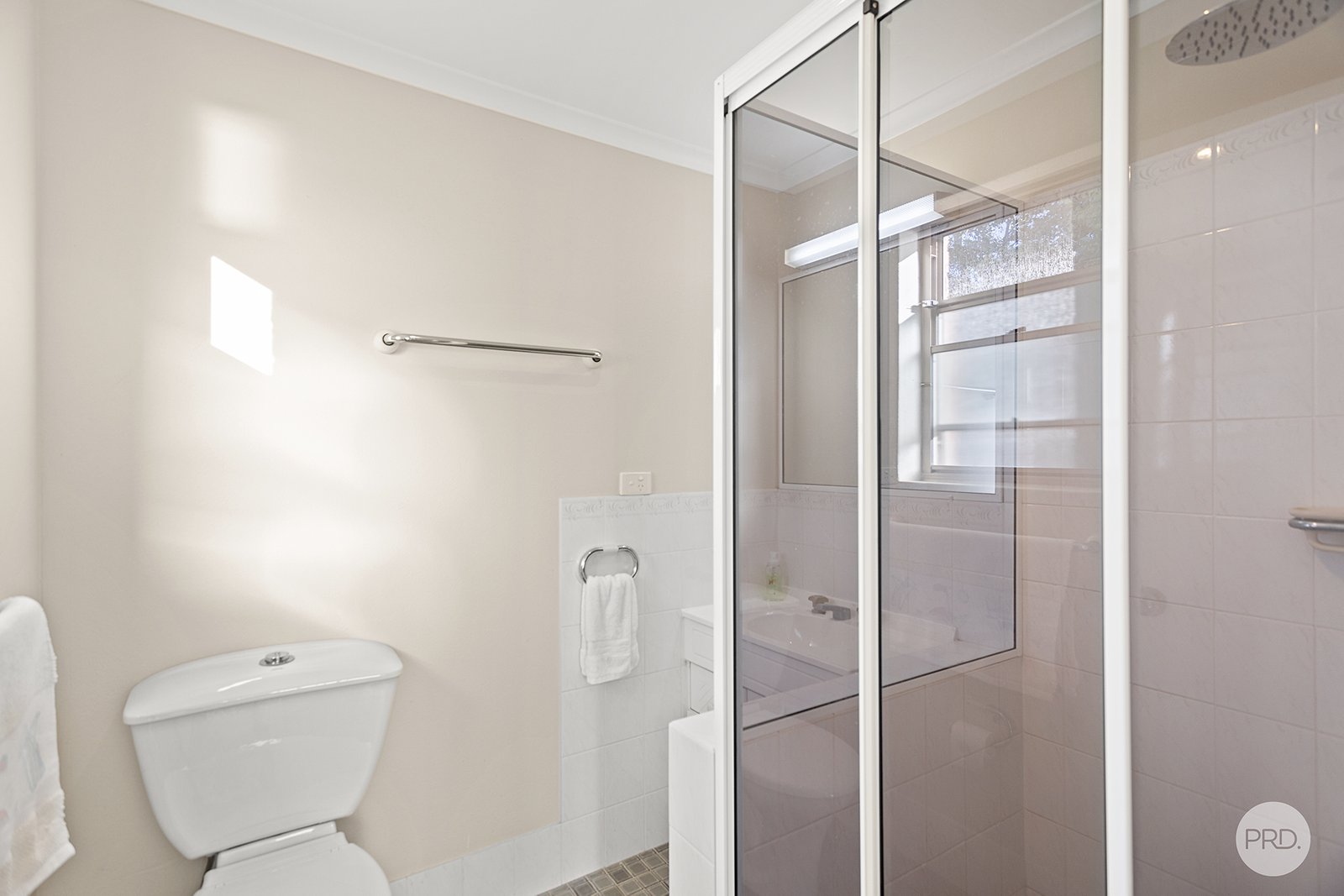 2/40 Sunset Boulevard SOLDIERS POINT 17