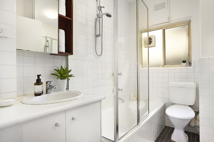 Gallery: 2/400 Barkly Street