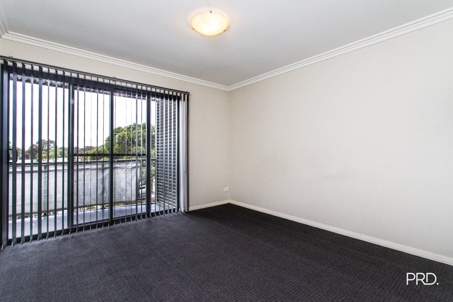 2/400 Glenmore Parkway Glenmore Park 23