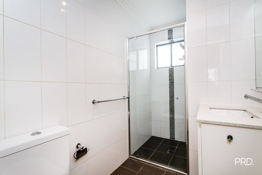 2/400 Glenmore Parkway Glenmore Park 18