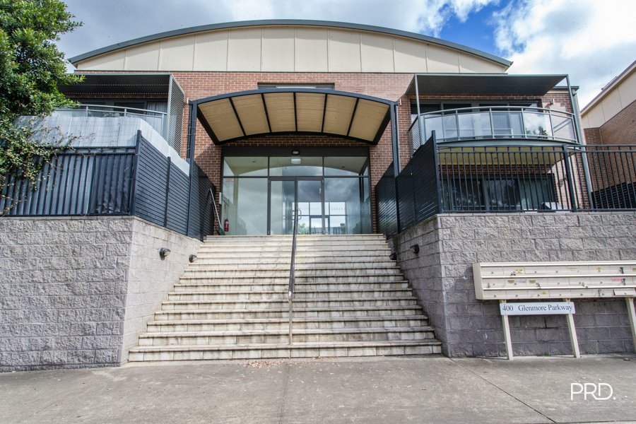 2/400 Glenmore Parkway Glenmore Park 2