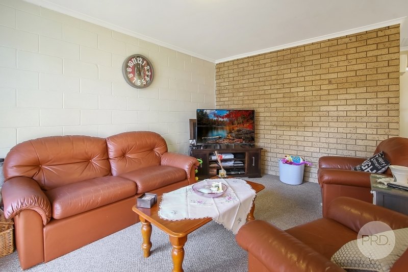2/401 Griffith Road LAVINGTON 2