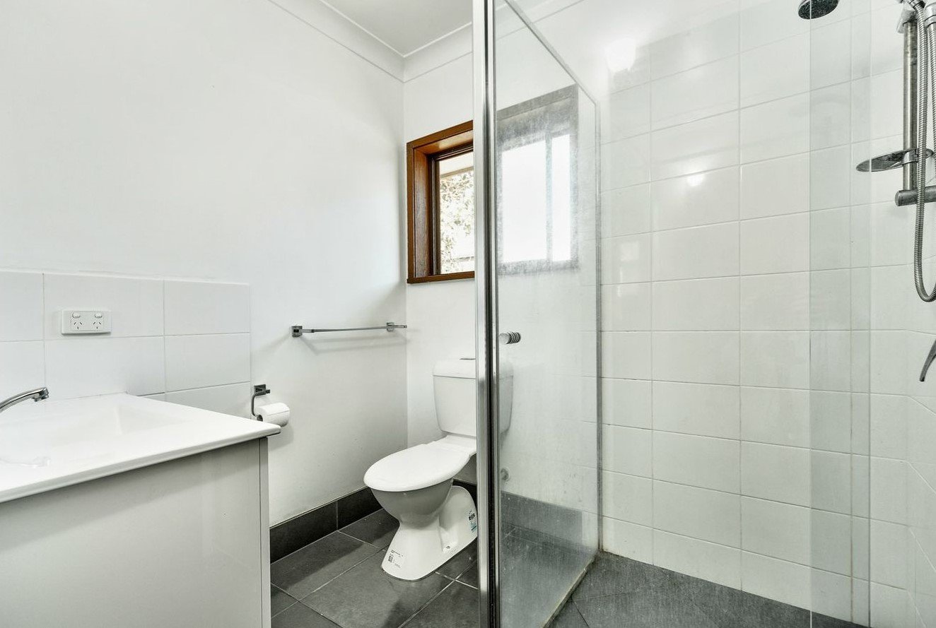 2/409 Olive Street SOUTH ALBURY 7