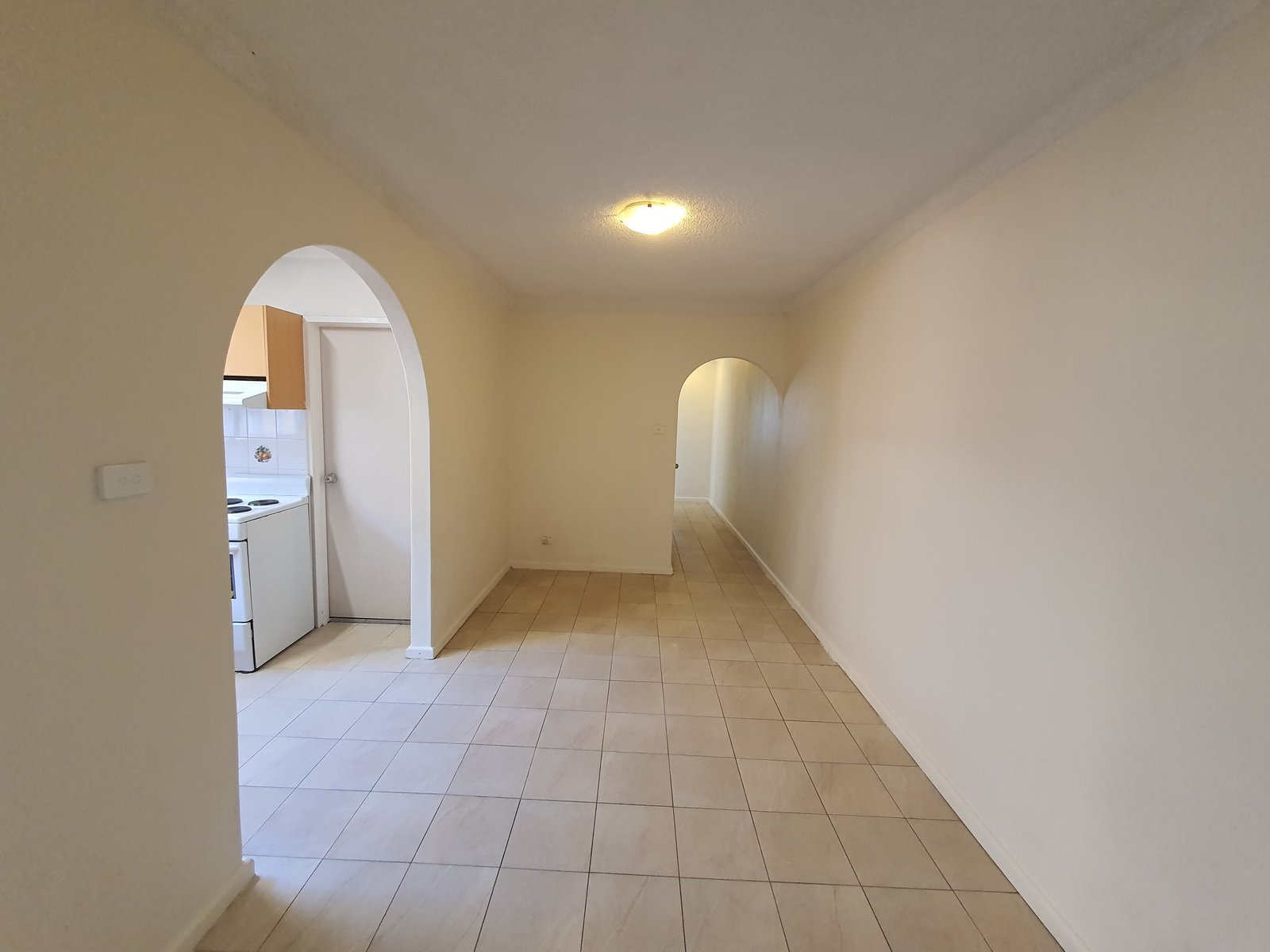 2/41 Campbell Street LIVERPOOL 3