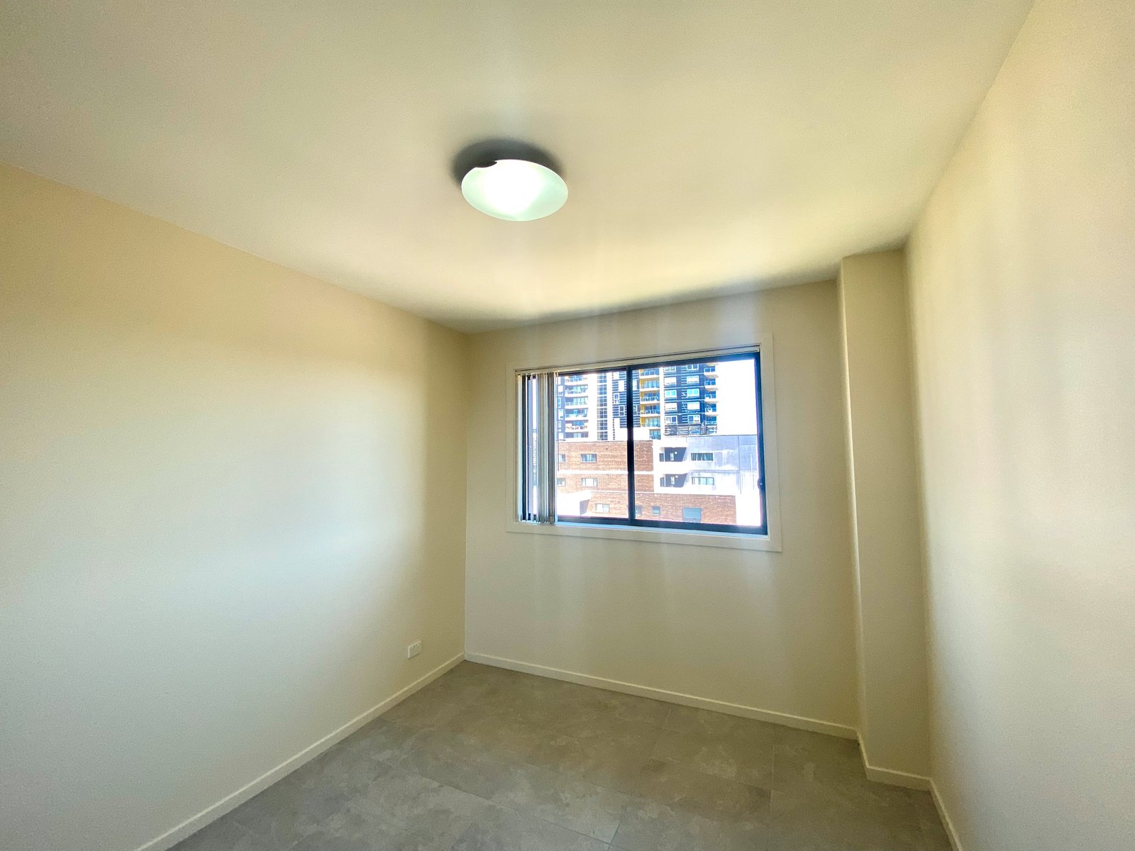 24/1 Goulburn Street WARWICK FARM 6