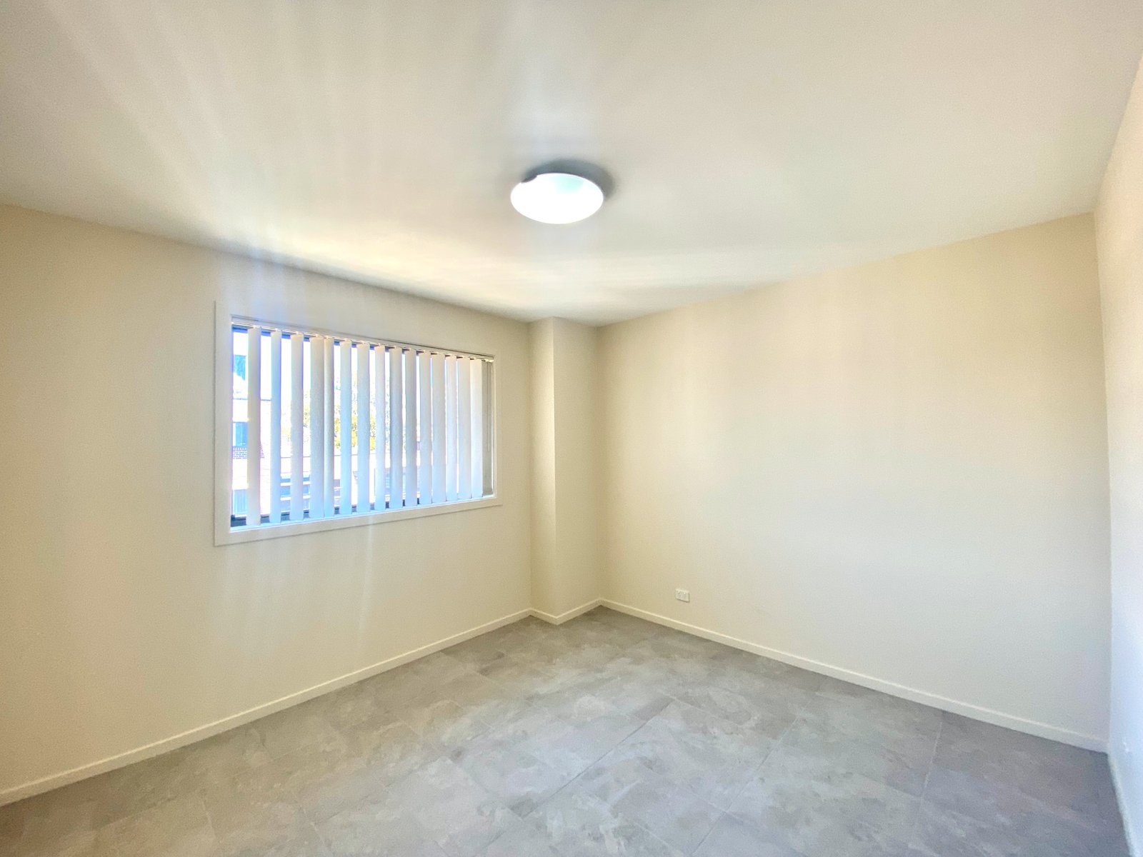 24/1 Goulburn Street WARWICK FARM 8