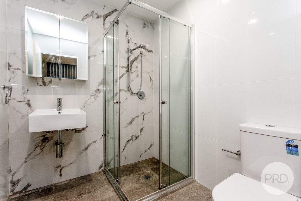 2/41 Hope Street PENRITH 11