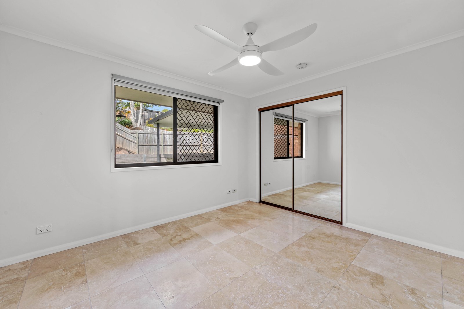 24/1 Kentwood Drive ROBINA 7
