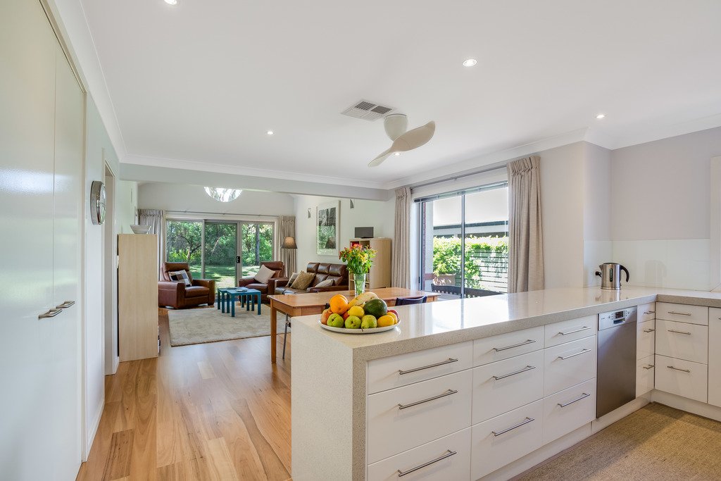 2/41 Kestrel Avenue SALAMANDER BAY 8