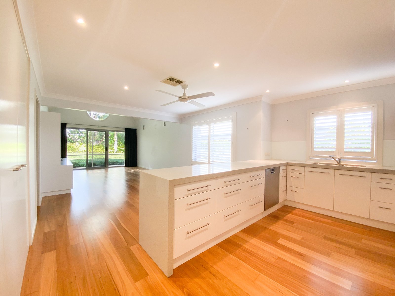 2/41 Kestrel Avenue SALAMANDER BAY 1