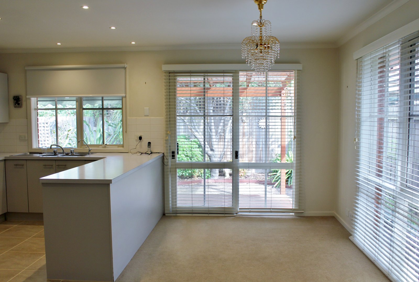 Gallery: 2/41 Mackie Road