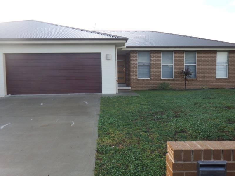 2/41 Morilla Street TAMWORTH 1
