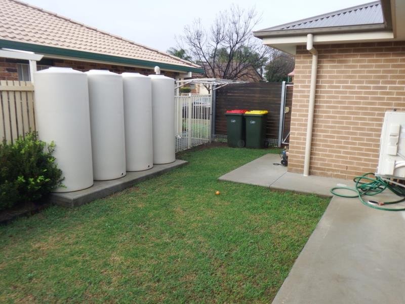 2/41 Morilla Street TAMWORTH 5