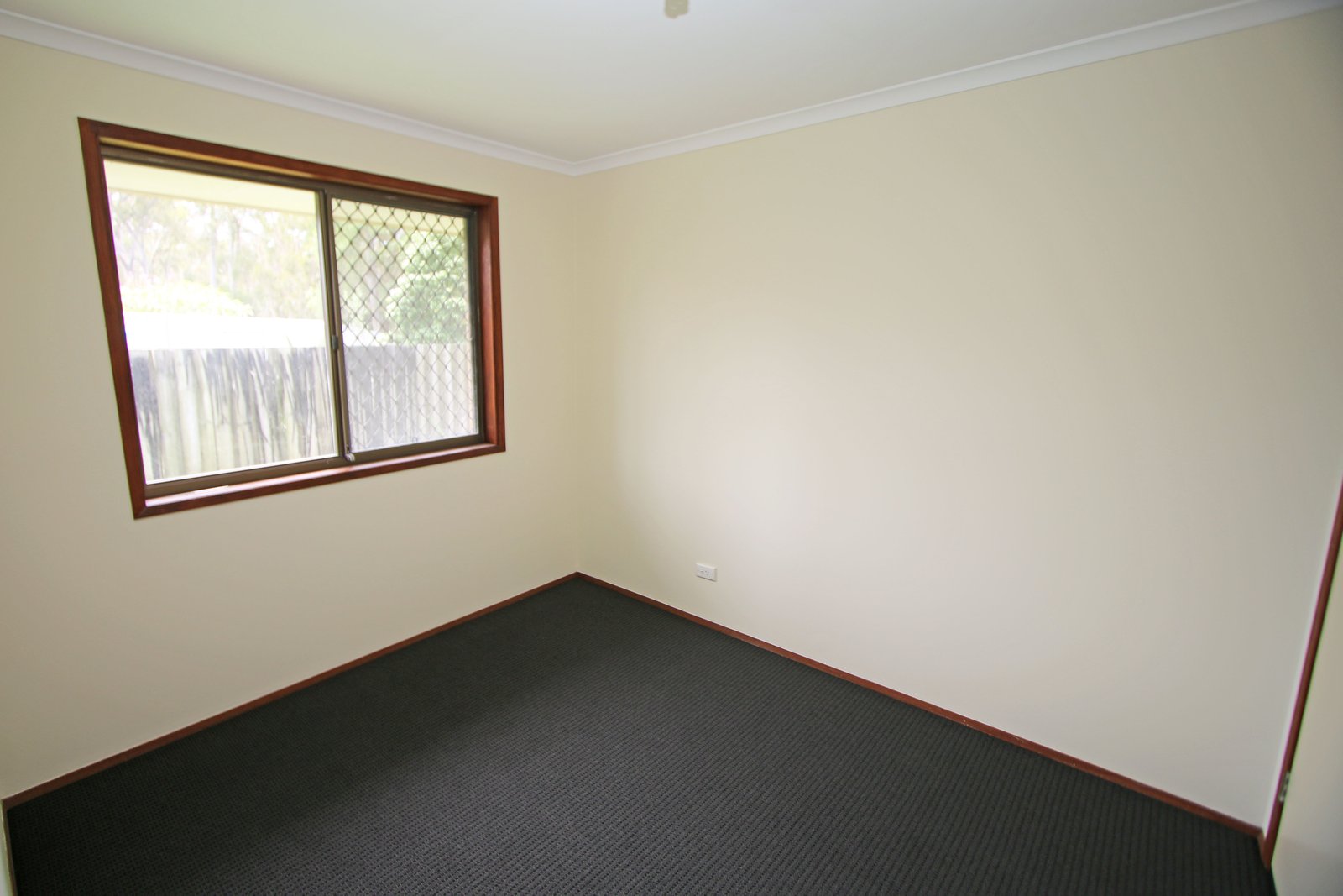 2/41 Morinda Way LABRADOR 9