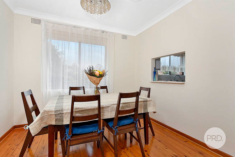 2/41 Mutual Road MORTDALE 3