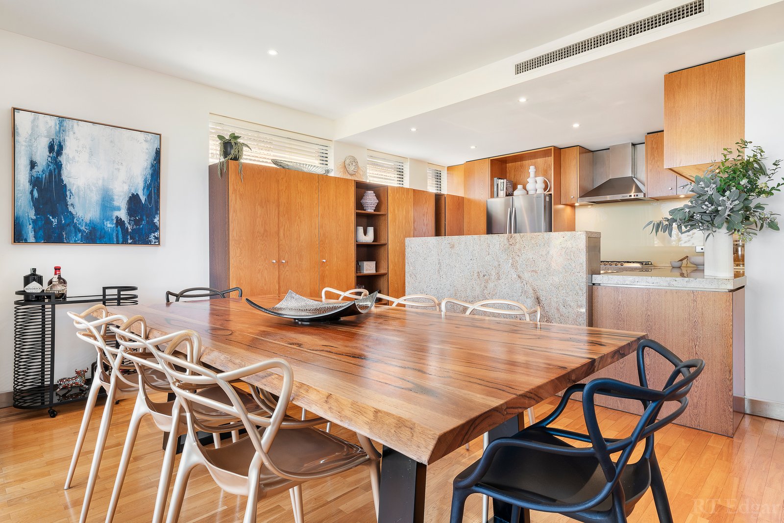 Real Estate and Property in 2/41 Ormond Esplanade, Elwood, VIC