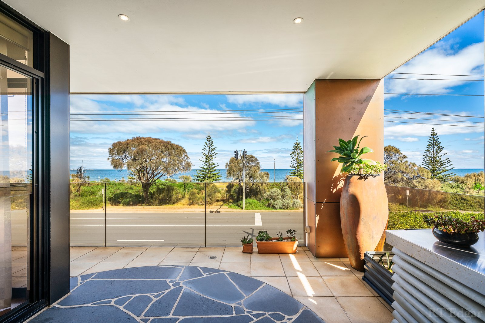 Real Estate and Property in 2/41 Ormond Esplanade, Elwood, VIC