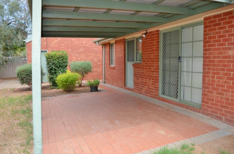 2/41 Schipp Street FOREST HILL 7