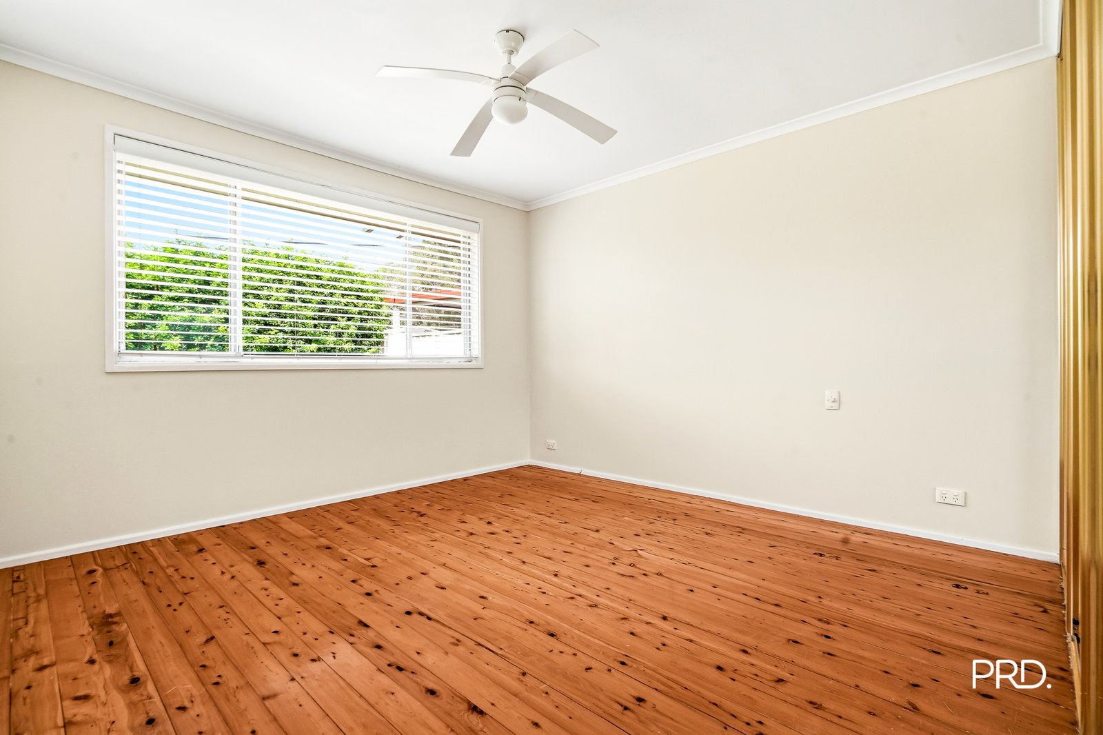 241 Smith Street South Penrith 4