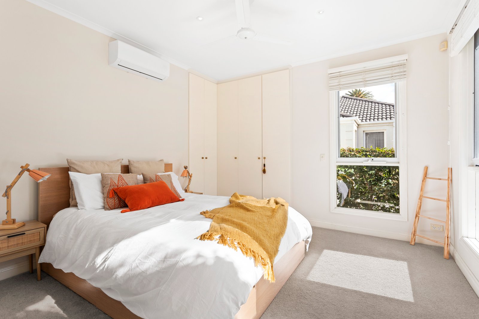 Real Estate and Property in 2/41 Snowdon Avenue, Caulfield, VIC