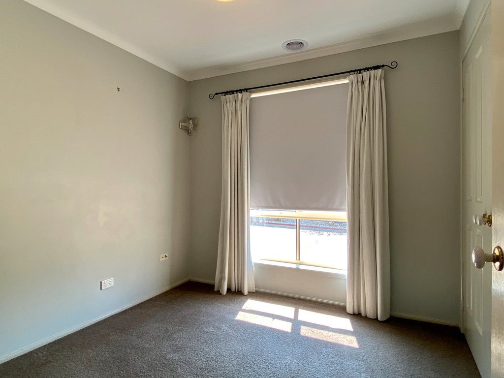 241 Vickers Road LAVINGTON 9