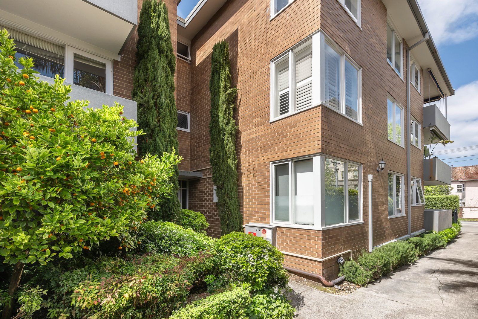 2/411 Toorak Road, Toorak, 3142