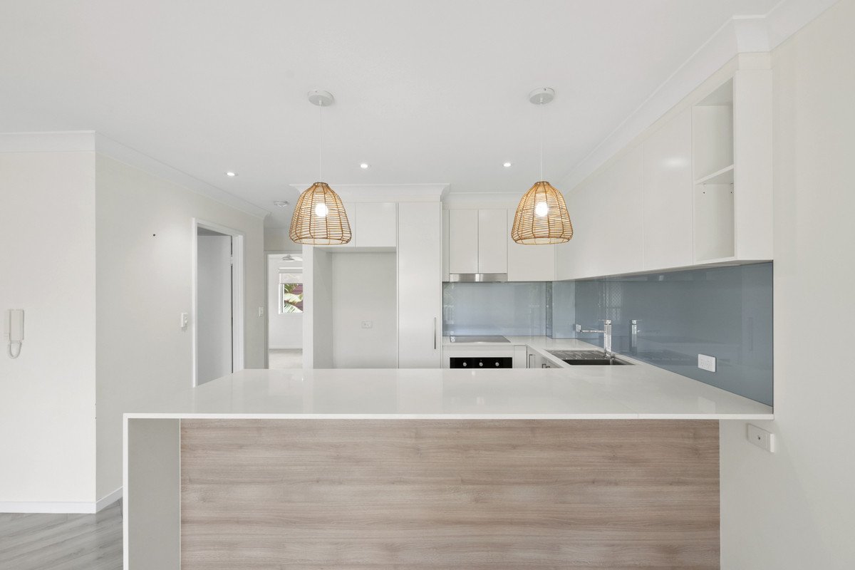 241/19 Burleigh Street Burleigh Heads 1
