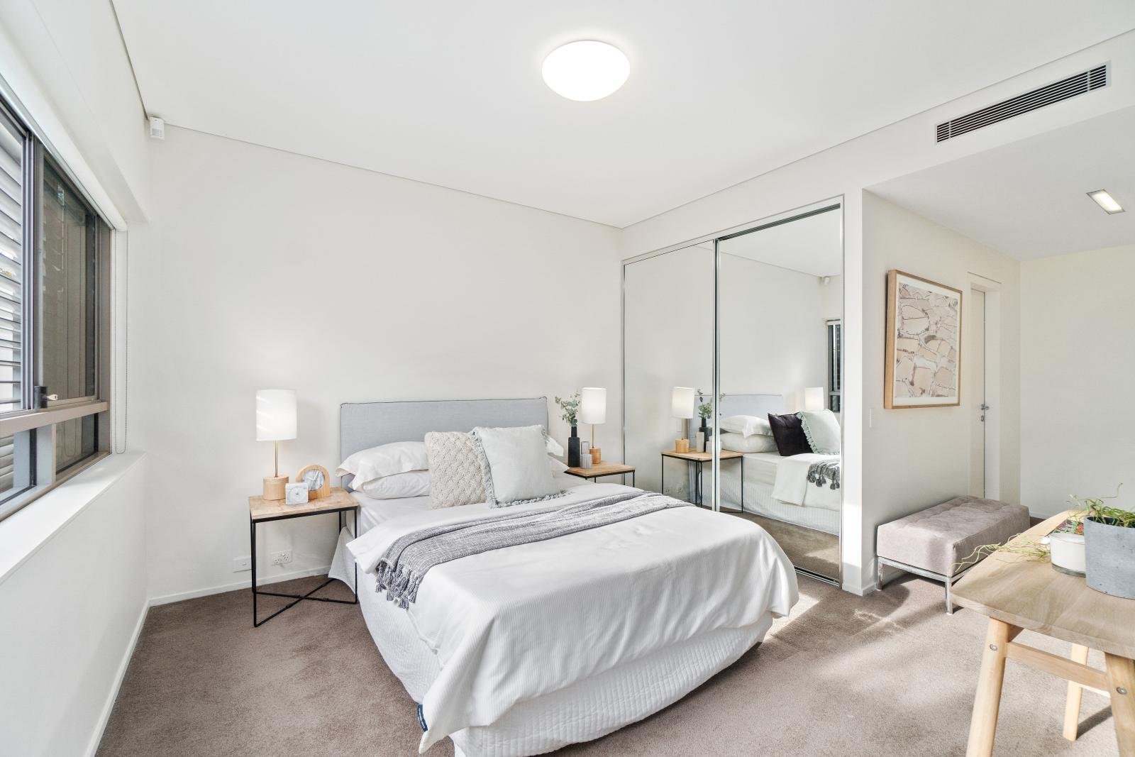 24/12 Jenner Street LITTLE BAY 3