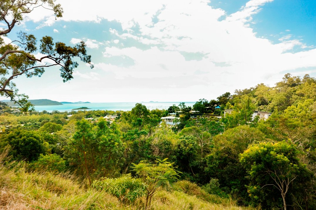 24/13 Border Drive CANNONVALE 3