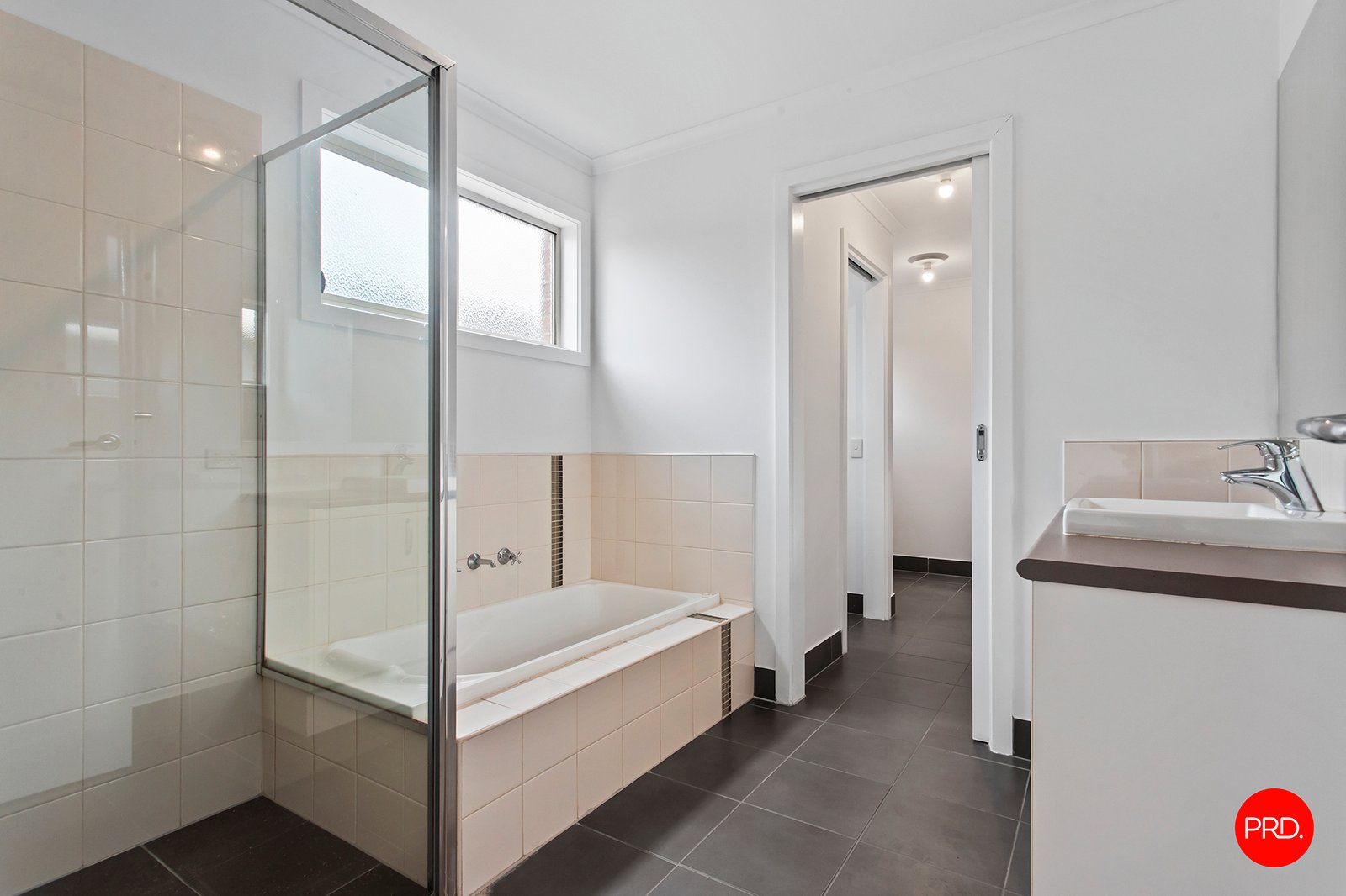 2/413 Napier Street WHITE HILLS 5