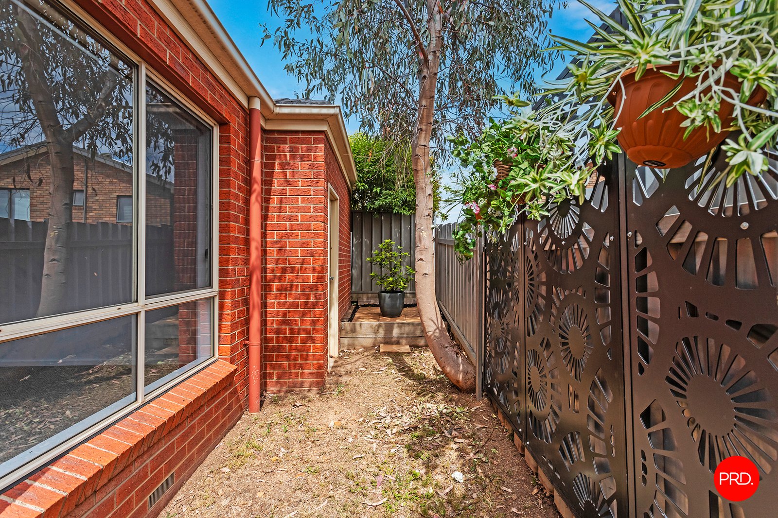 2/413 Napier Street WHITE HILLS 10