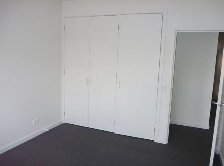 Gallery: 2/413A Waverly Road