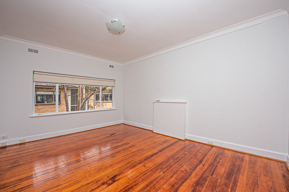 Gallery: 24/14 Chapel Street