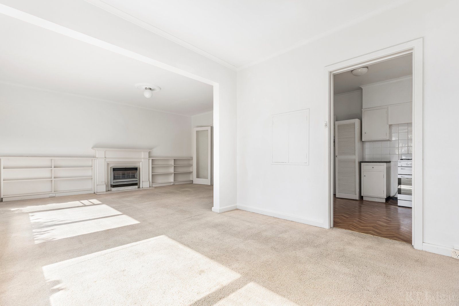 Real Estate and Property in 2/414 Glenferrie Road, Kooyong, VIC