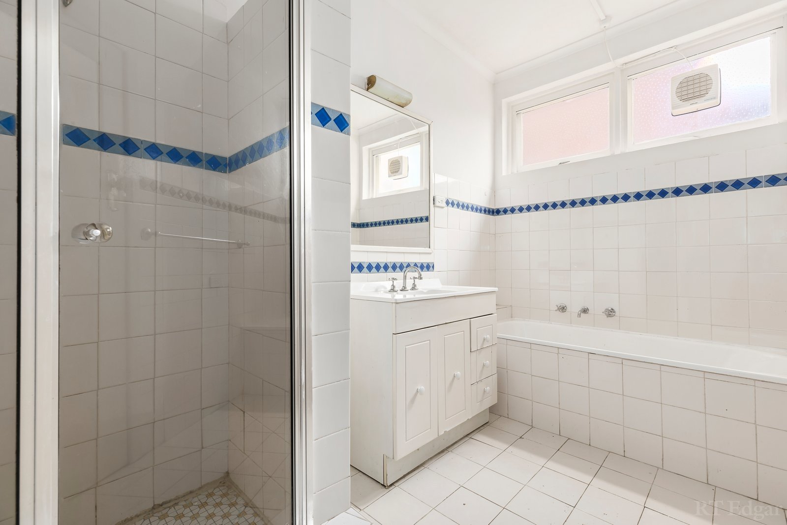 Real Estate and Property in 2/414 Glenferrie Road, Kooyong, VIC