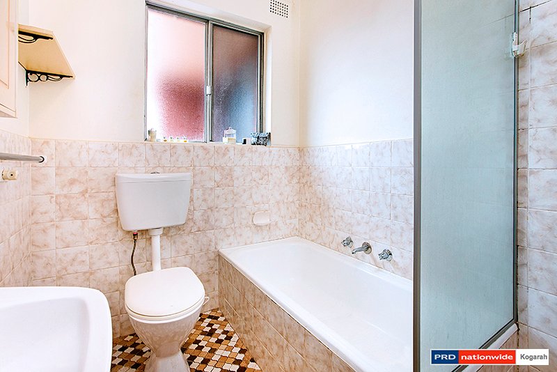 24/142 Chuter Avenue SANS SOUCI 4