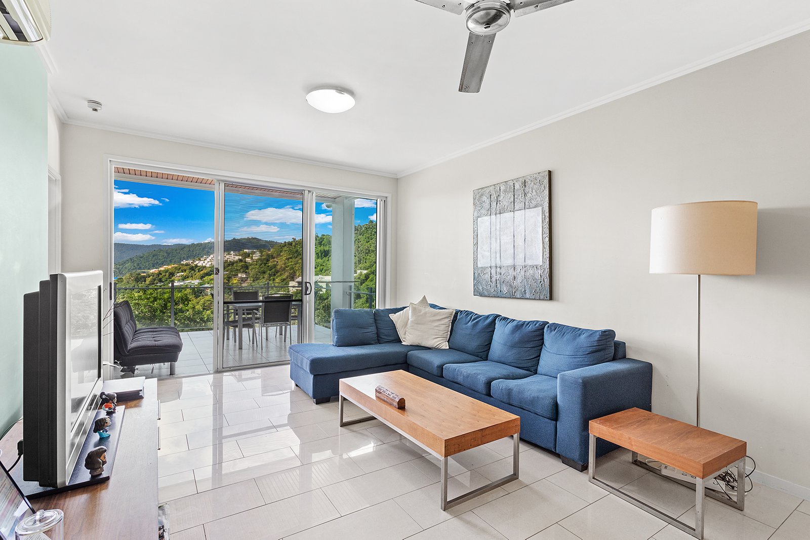 24/15 Flame Tree Court AIRLIE BEACH 7