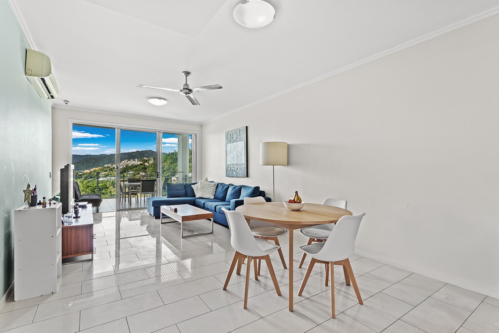 24/15 Flame Tree Court AIRLIE BEACH 9