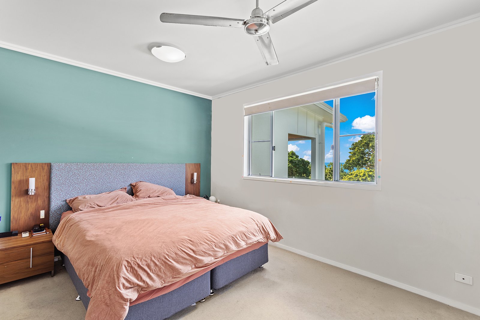 24/15 Flame Tree Court AIRLIE BEACH 14