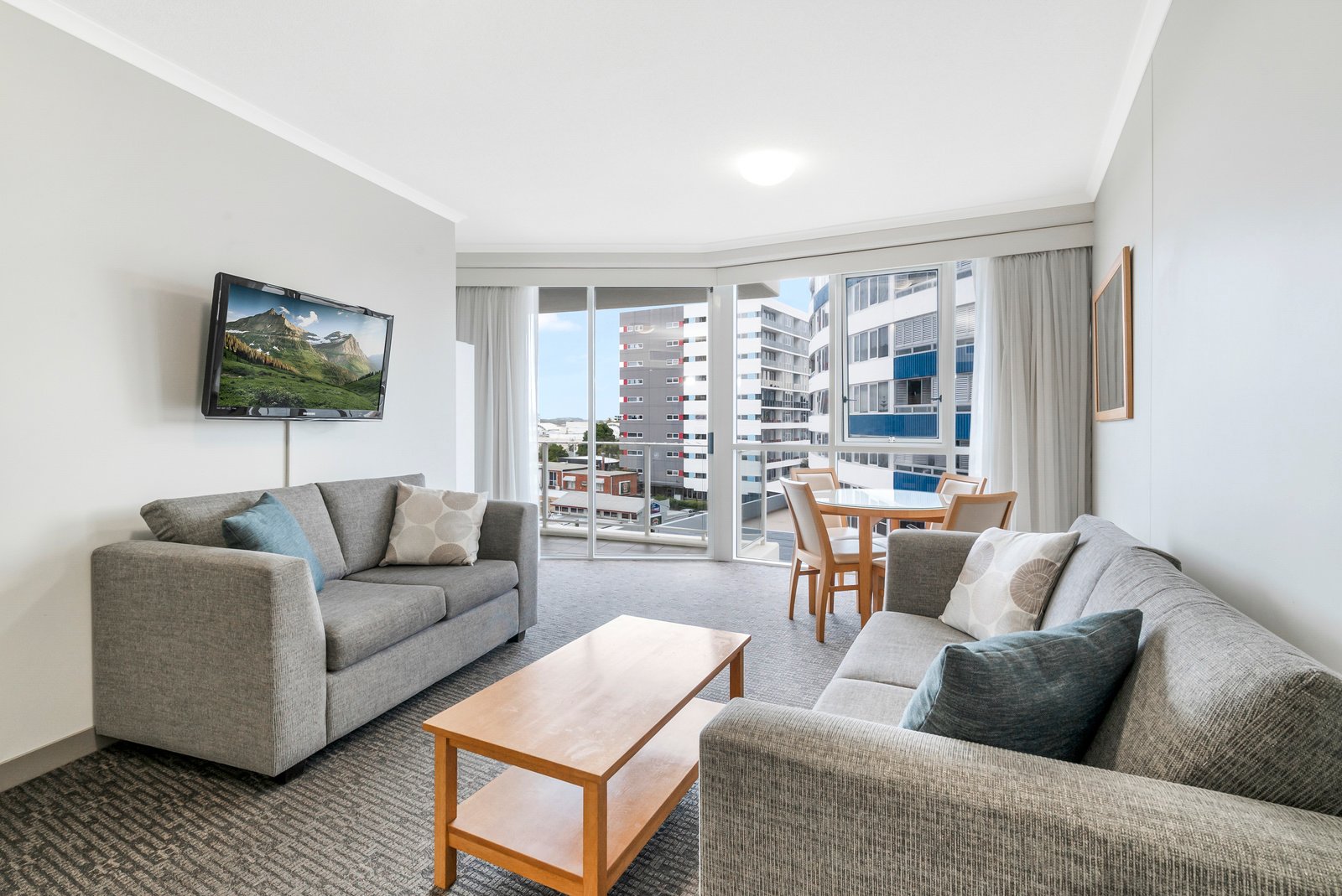 241/6-8 Stuart Street TWEED HEADS 2