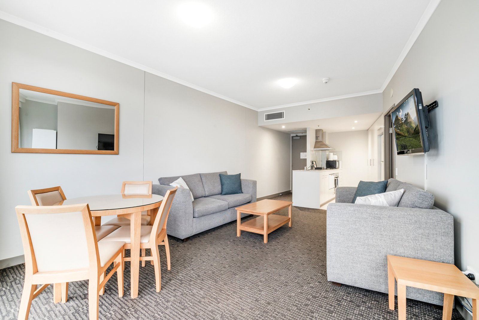 241/6-8 Stuart Street TWEED HEADS 3